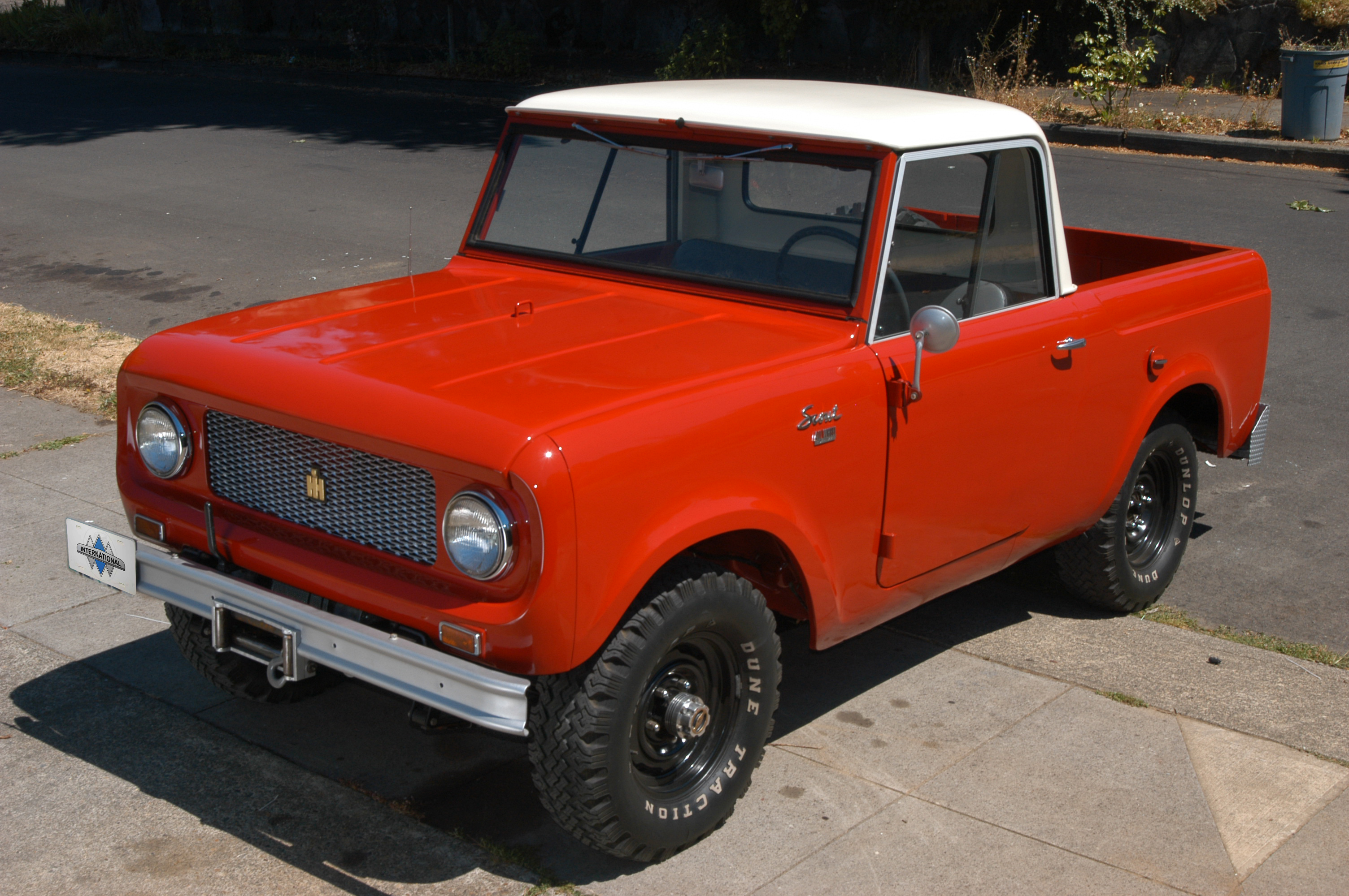 International Scout International Harvester 1961 Scout 80 before after 1961 Scout front bumper
